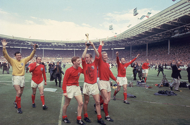 England kits: Bobby And The Cup