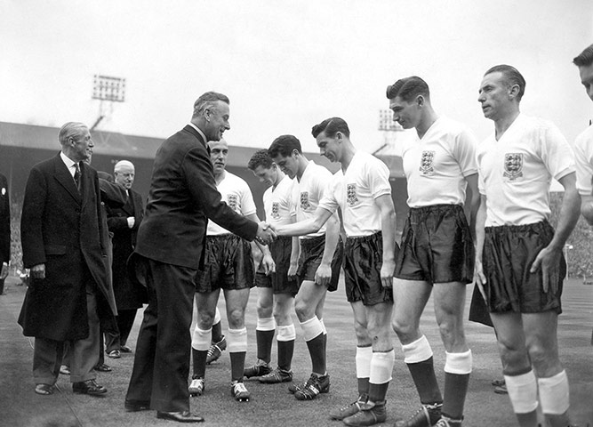 England kits: England in 1957