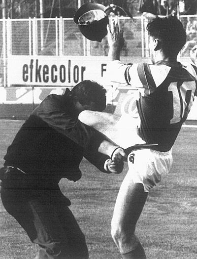 1990-football-007.jpg
