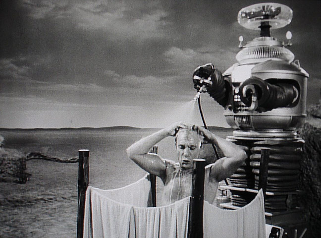 Readers' 10: The Robot from Lost In Space