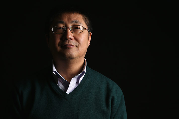 us immigrants: Faces Of New Americans