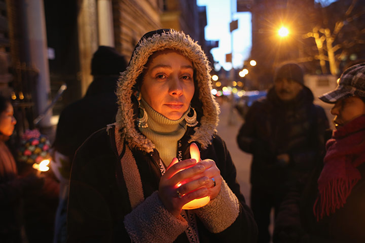 us immigrants: Activists In NYC Hold 8-Hour Vigil In Support Of An Immigration Reform Bill