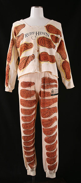 Outsider Art from Japan: Fried Chicken Pyjamas, 2007
