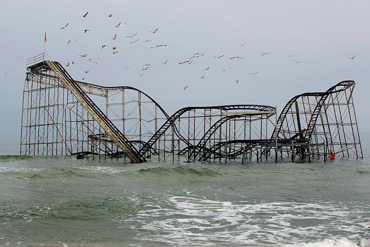 24 hours: Seaside Heights, New Jersey, US: Remnants of the Jet Star roller coaster