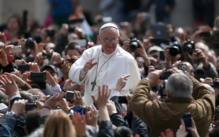 Easter Sunday: Pope Francis greets the faithful 