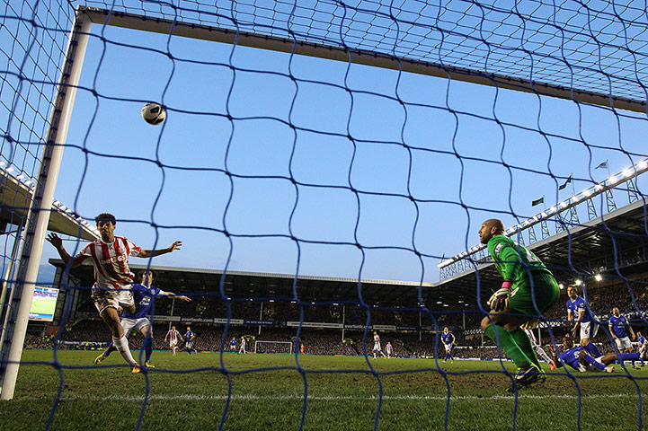 premier league: Everton v Stoke City - Premier League