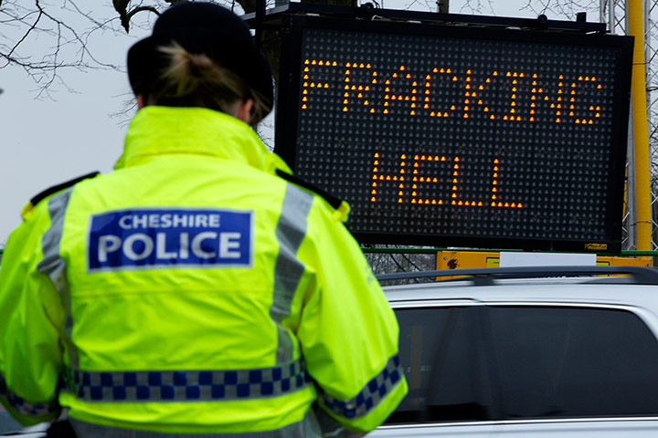 Greenpeace : shale gas fracking protest Tatton constituency in Knutsford