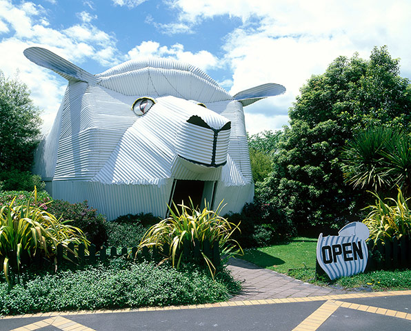 Buildings gallery: The Big Sheep wool gallery in Waikato, New Zealand