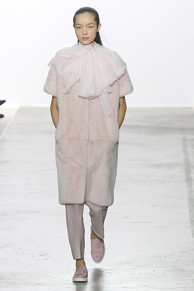 Paris fashion week: : Paris fashion week: the shows from days seven and eight – in pictures