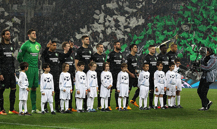 Wed champions league: Celtic players line up