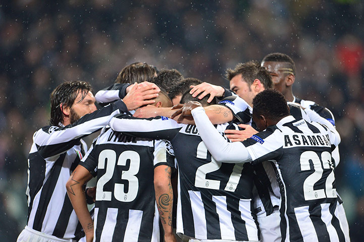 Wed champions league: Juventus' forward Fabio Quagliarella celebrates