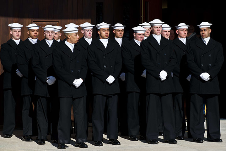 civil war burial : Members of a US Navy ceremonial team awa