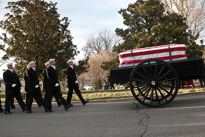 civil war burial : Civil War enthusiasts in period clothing