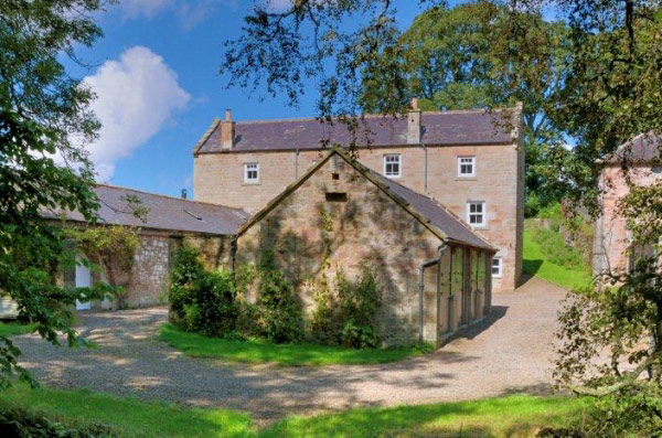 Snooping around : Snooping around: Northumberland, near Lowick