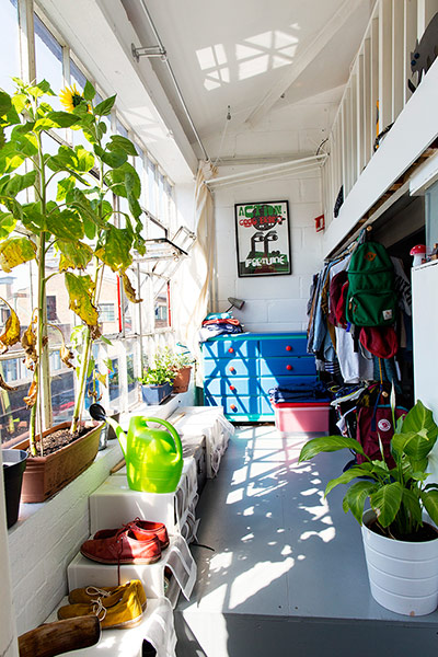 The Selby: Stephen/Holly: The hallway, wardrobe and greenhouse