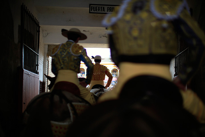 24 hours: Spanish picadores