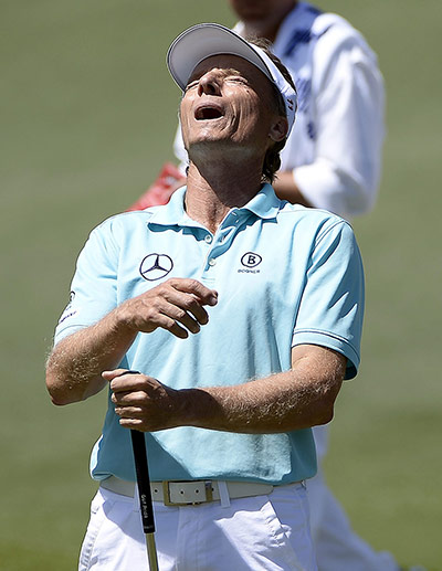 golf day 3: Bernhard Langer reacts to a missed putt