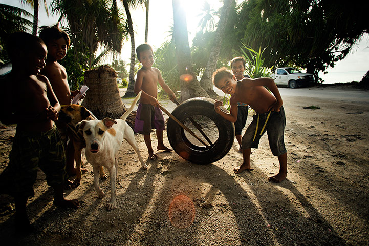 Kiribati: Sea level rising threaten Pacific Islands