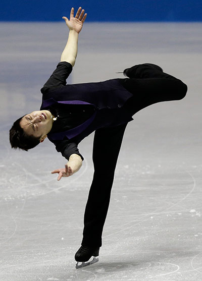 ISU World Team Trophy: Yan Han