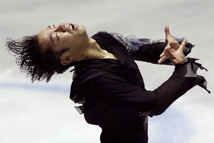 ISU World Team Trophy: Daisuke Takahashi