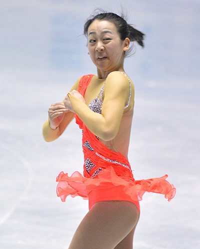 ISU World Team Trophy: Mao Asada