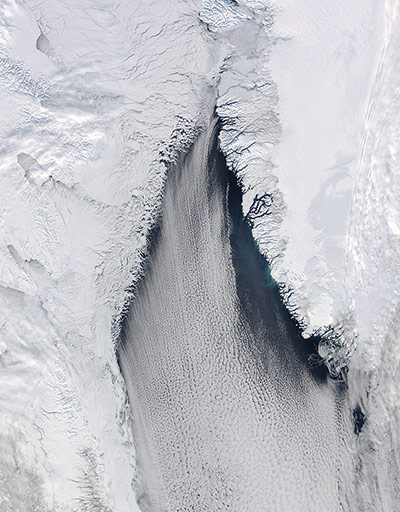 Satellite Eye on Earth: stunning scene of clouds and ice in the Davis Strait