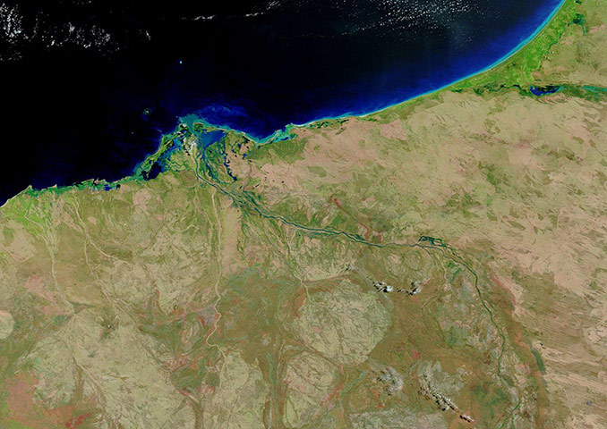 Satellite Eye on Earth: Flooding along the De Grey River