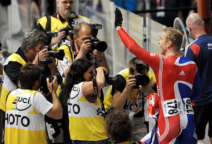 Chris Hoy timeline: Chris Hoy of Britain celebrates winning the Keirin