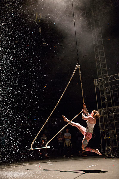 No Fit State Circus: No Fit State Circus