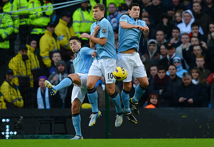 Title race gallery: Samir Nasri
