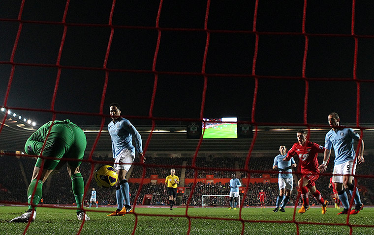 Title race gallery: Joe Hart at Southampton
