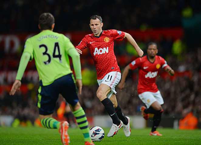 United v Villa 2: Manchester United's Welsh midfielder Ryan Giggs