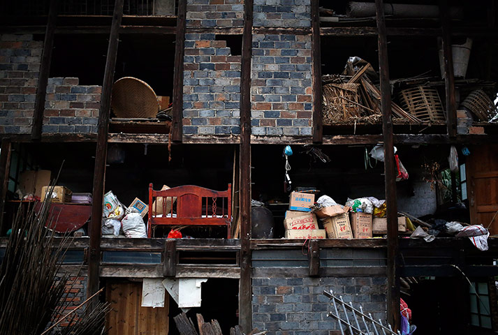 China quake aftermath: China earthquake rescue and clear up work