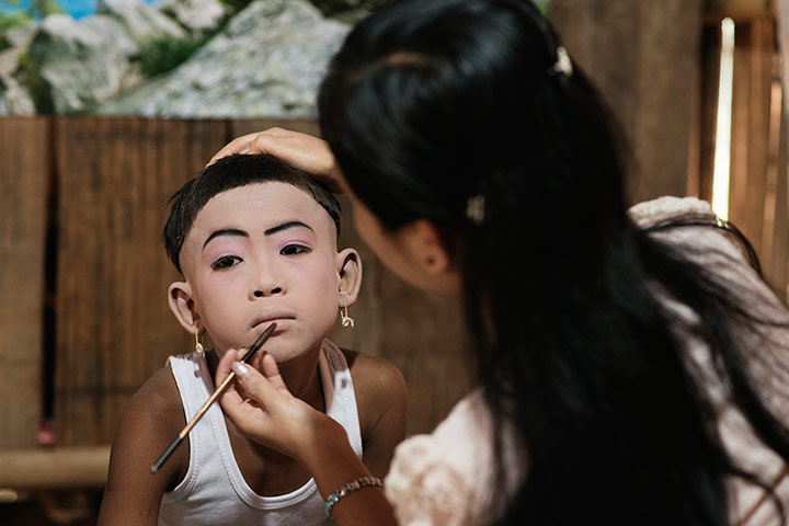 Theravada initiation makeup