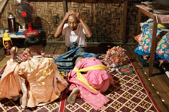 Theravada initiation: guest at shaving initiation