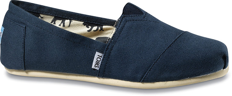 Men's nautical:: Men's nautical: key fashion trends of the season – in pictures