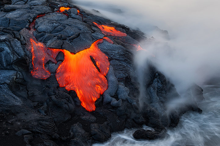 20 Photos: Amazing Views Of Kilauea Volcano
