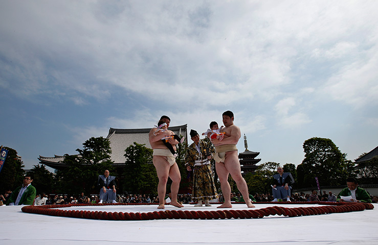Nakizumo Festival: Nakizumo Crying Baby Festival in Tokyo