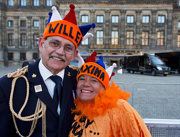 Netherlands inauguration: Astrubas Medina, left, and Reina Reyes from Venezuela
