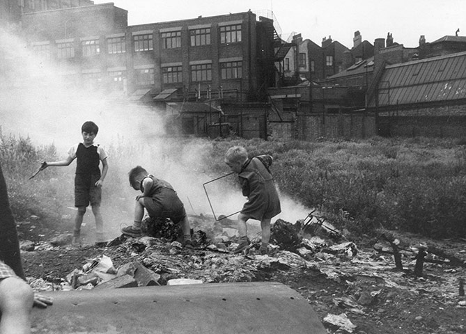 Thurston Hopkins: London Playground