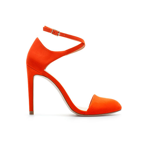 bright fashion: High heel vamp shoe with ankle strap