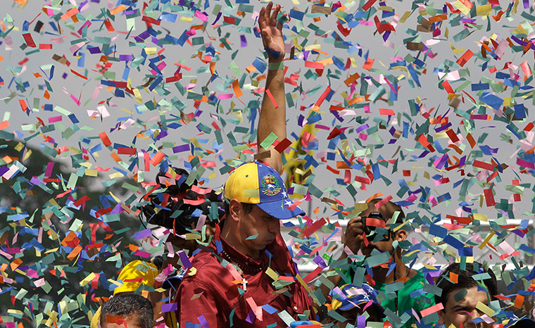 Capriles election rally : Capriles election rally in Caracas in pictures