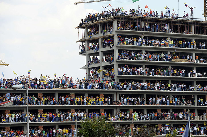 Capriles election rally : Capriles election rally in Caracas in pictures