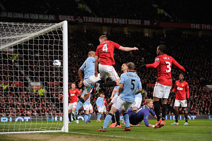 United versus City: Phil Jones equalises for Manchester United