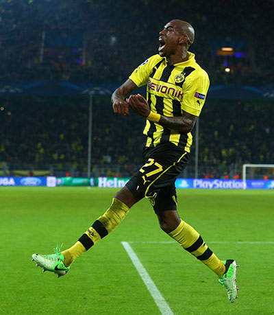 Dortmund against Malaga: Felipe Santana celebrates