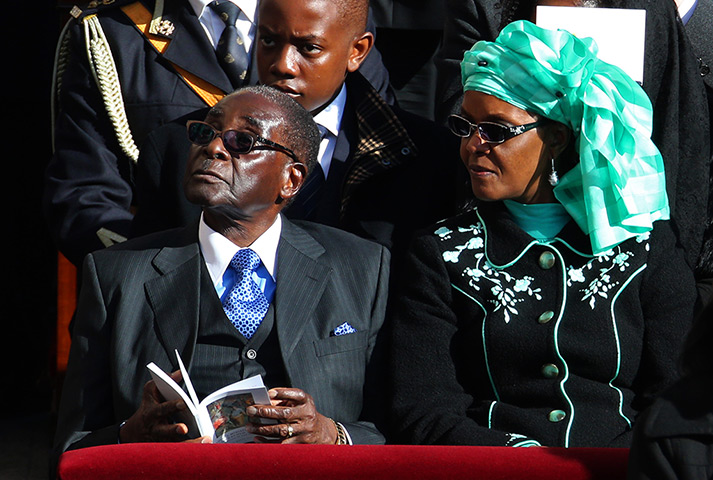 mugabe: Robert Mugabe at the inauguration mass for Pope Francis