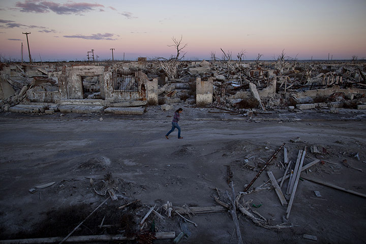 20 Photos: Epecuen, a village that once was submerged in water in Argentina