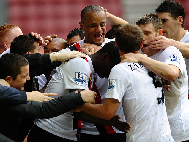 Mancini at Man City: City beat Wigan