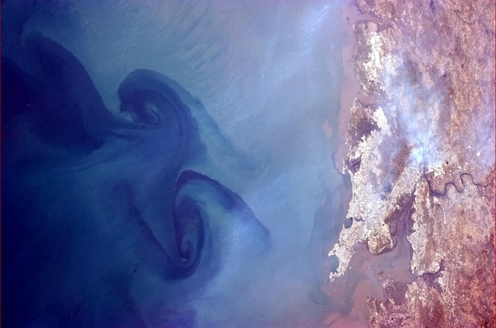 Chris Hadfield's images: Mumbai, India 