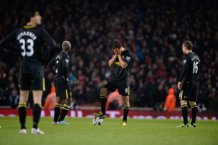 Arsenal v Wigan Athletic: Arsenal v Wigan Athletic